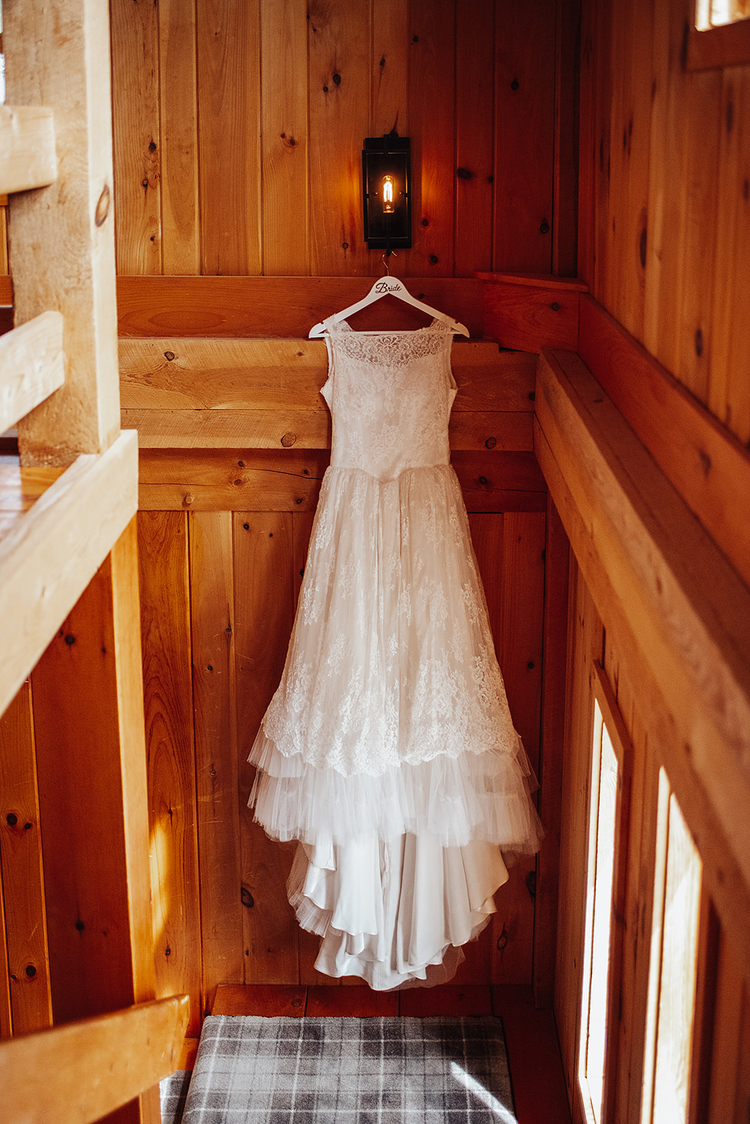 A barn wedding located at Bear Mountain Inn in Waterford, Maine. The May wedding was beautiful. 