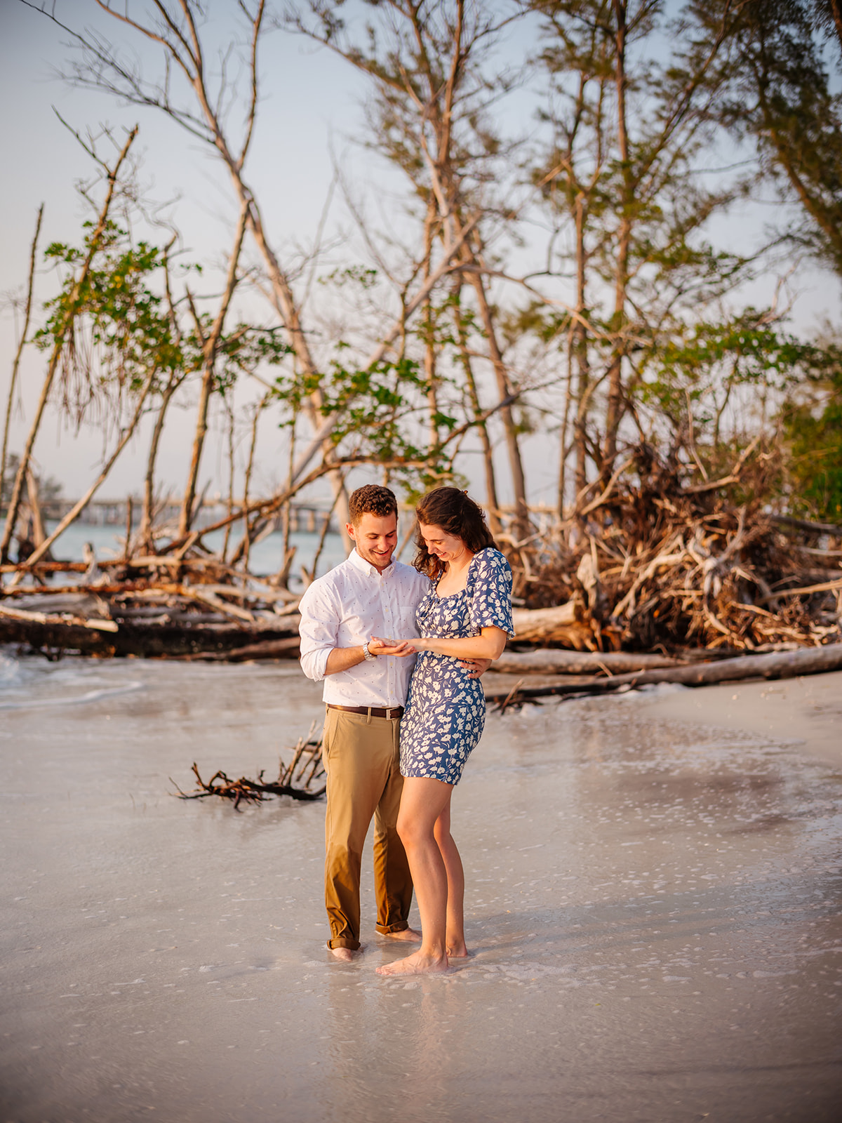longboat-key-driftwood-beach-surprise-proposal-photographer
