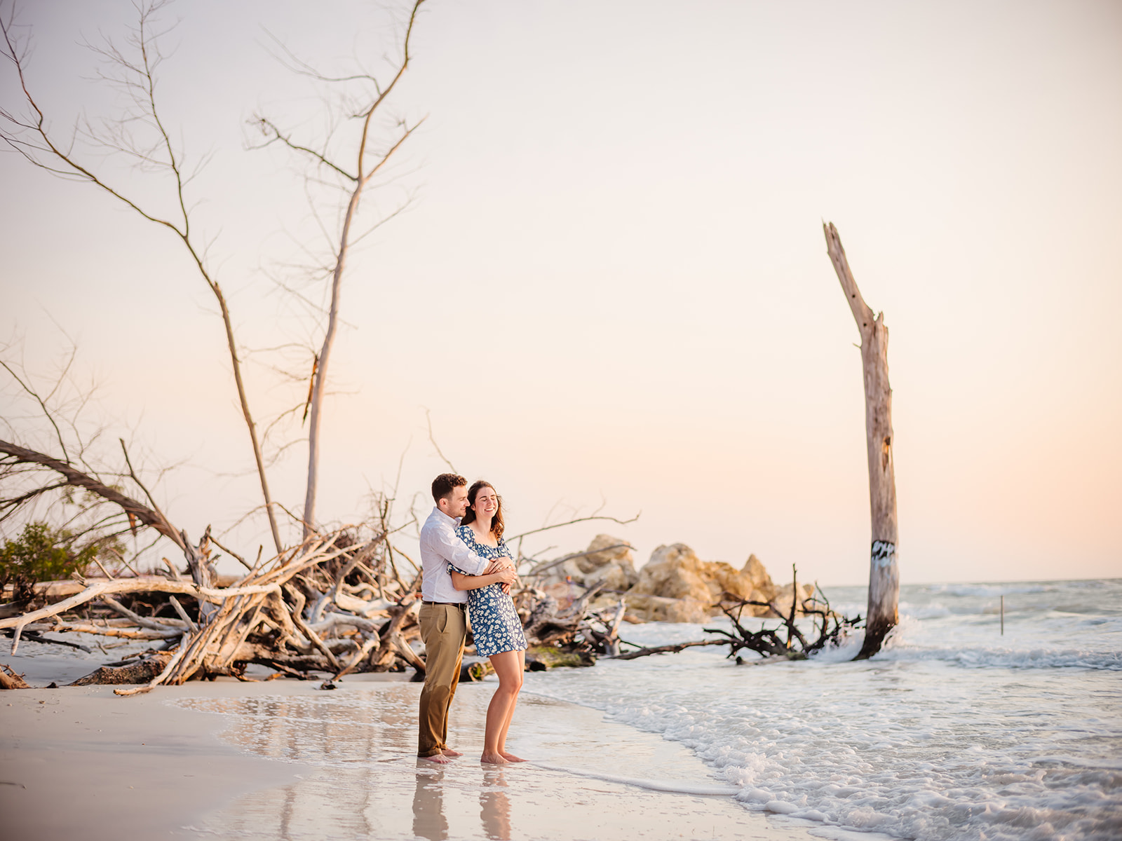 longboat-key-driftwood-beach-surprise-proposal-photographer