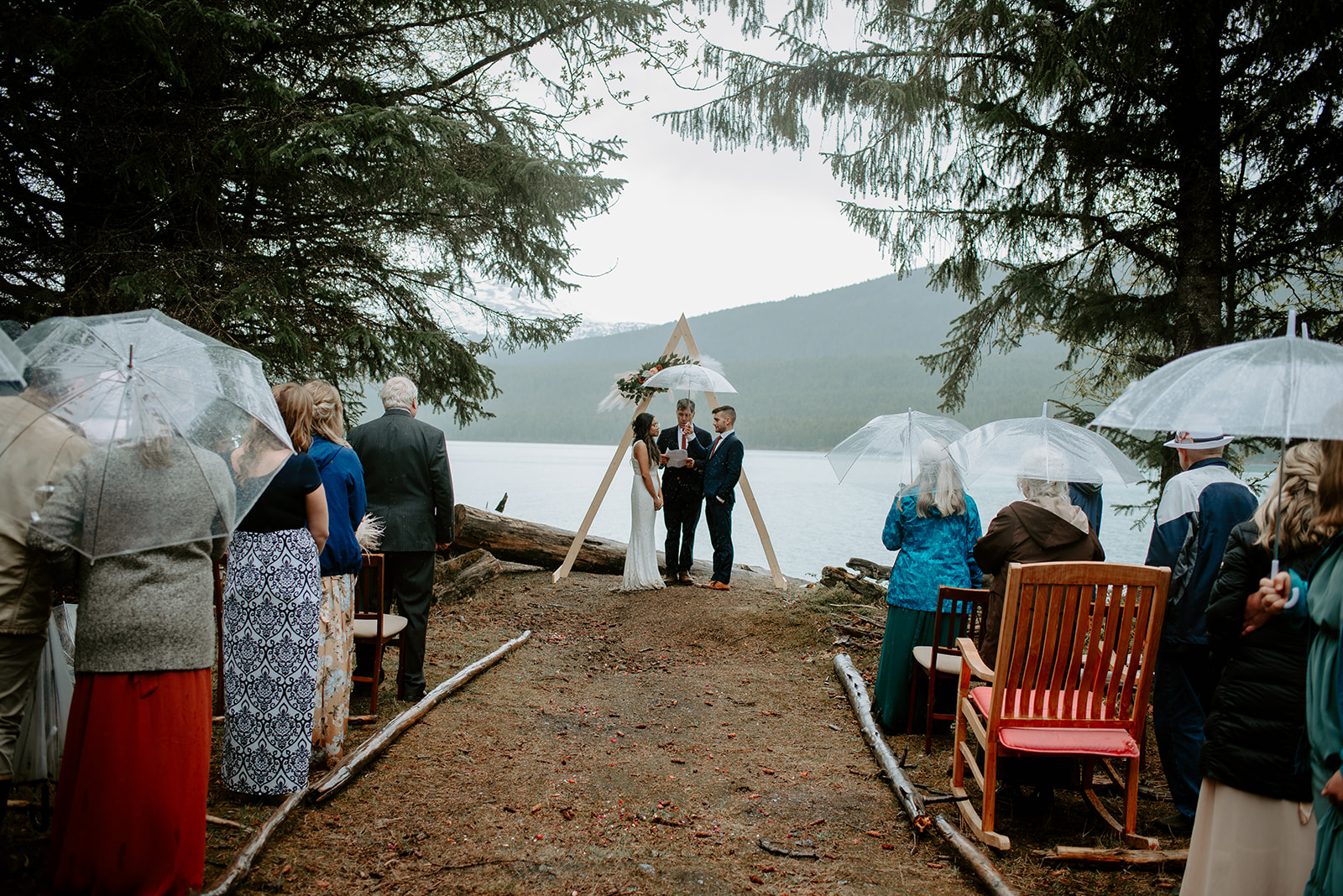 seward-alaska-kenai-lake-cabin-elopement-photography-zoya-dawn