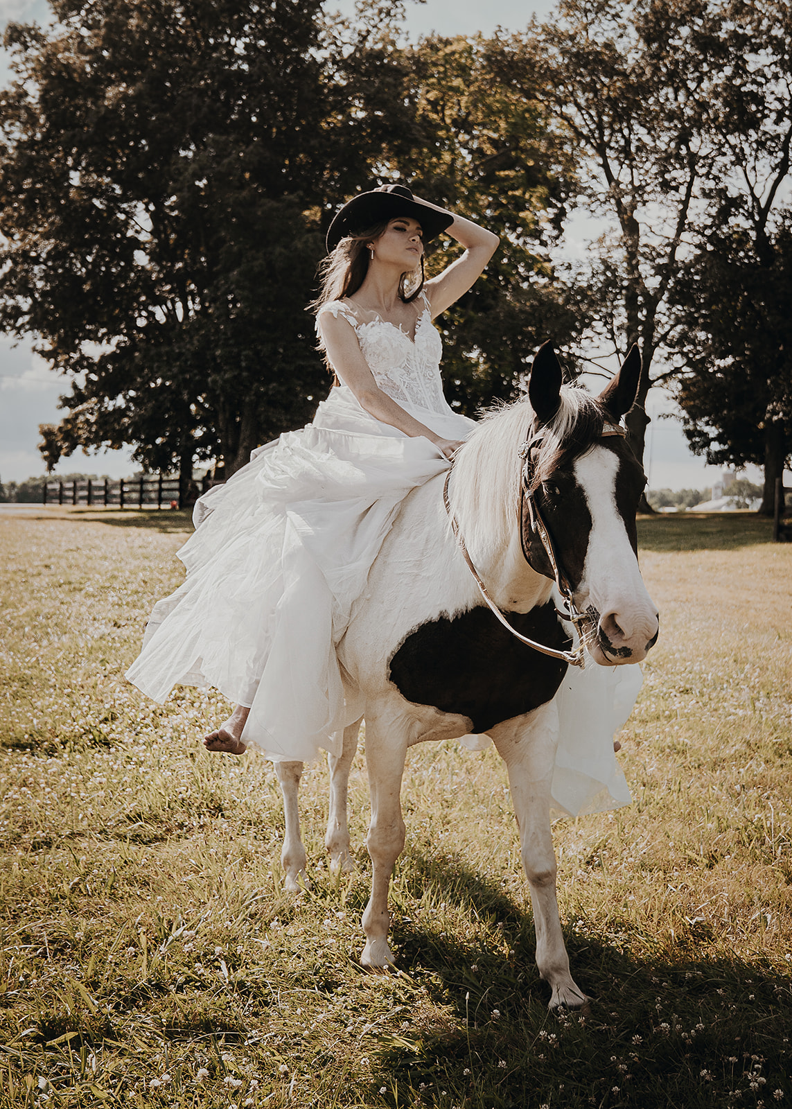 bride on a horse Cedar Bay Farm Lebanon Ohio