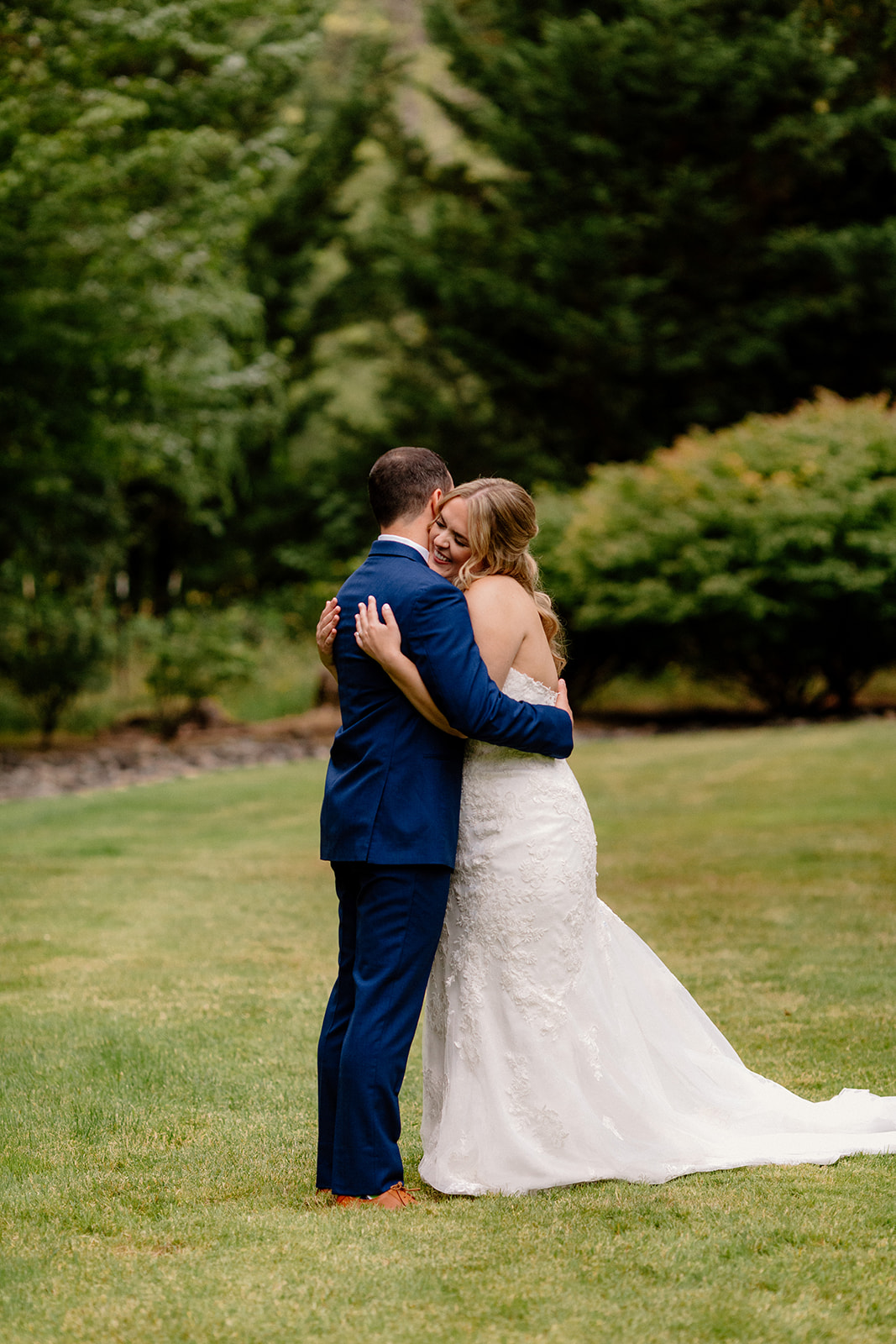 A first look at a Creekside Estate wedding. 