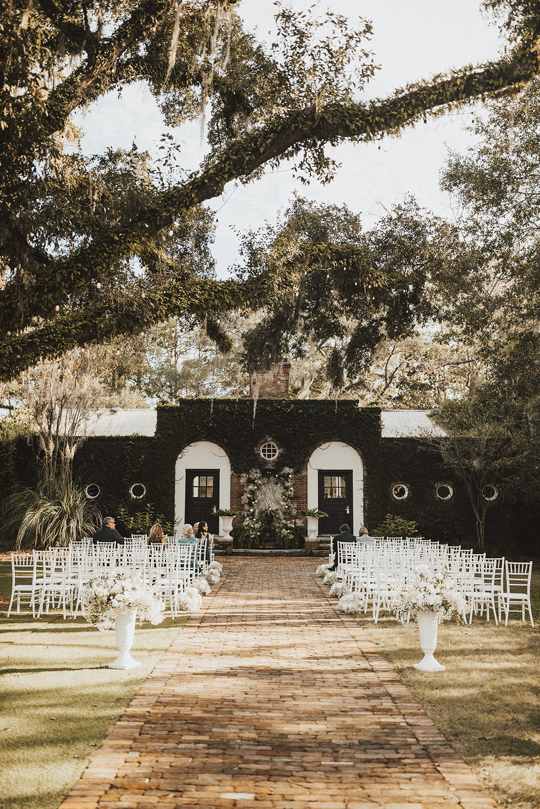 the ceremony location at south eden plantation