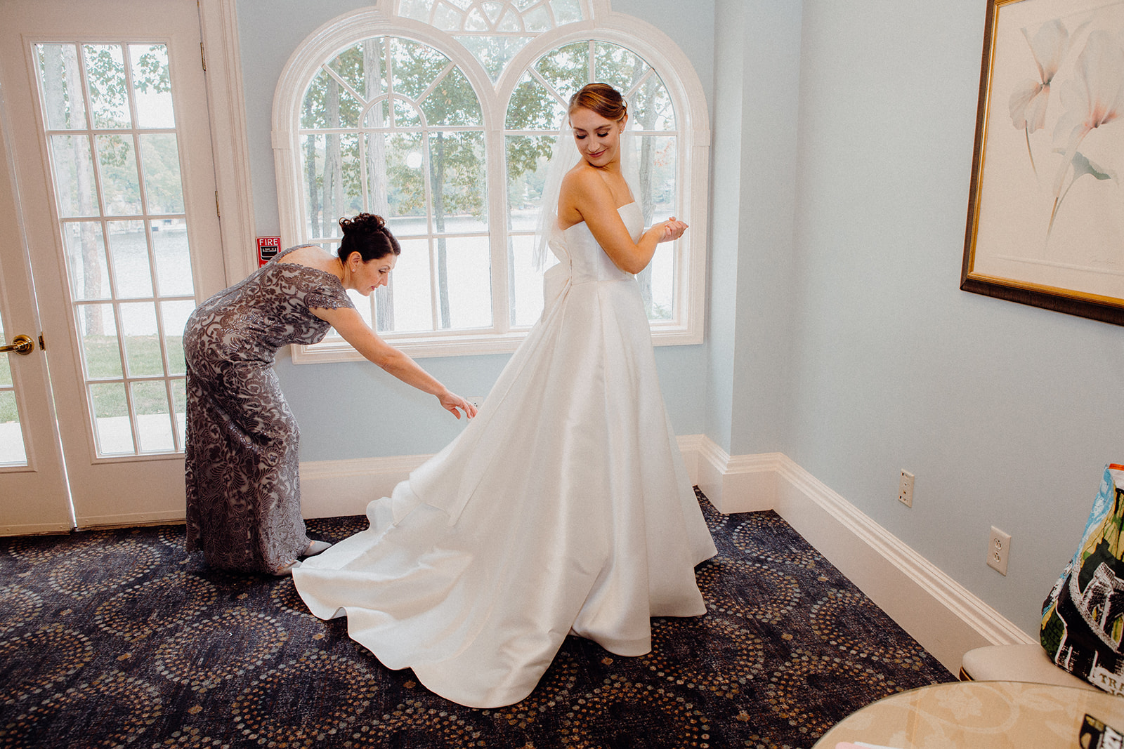 A bride and her mother in the bridal suite