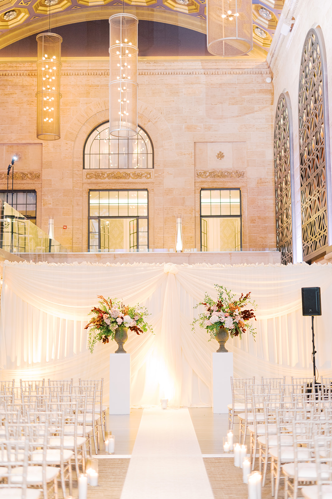modern wedding ceremony in historic building for Classic and Airy AutumnWedding at Philadelphia’s Union Trust