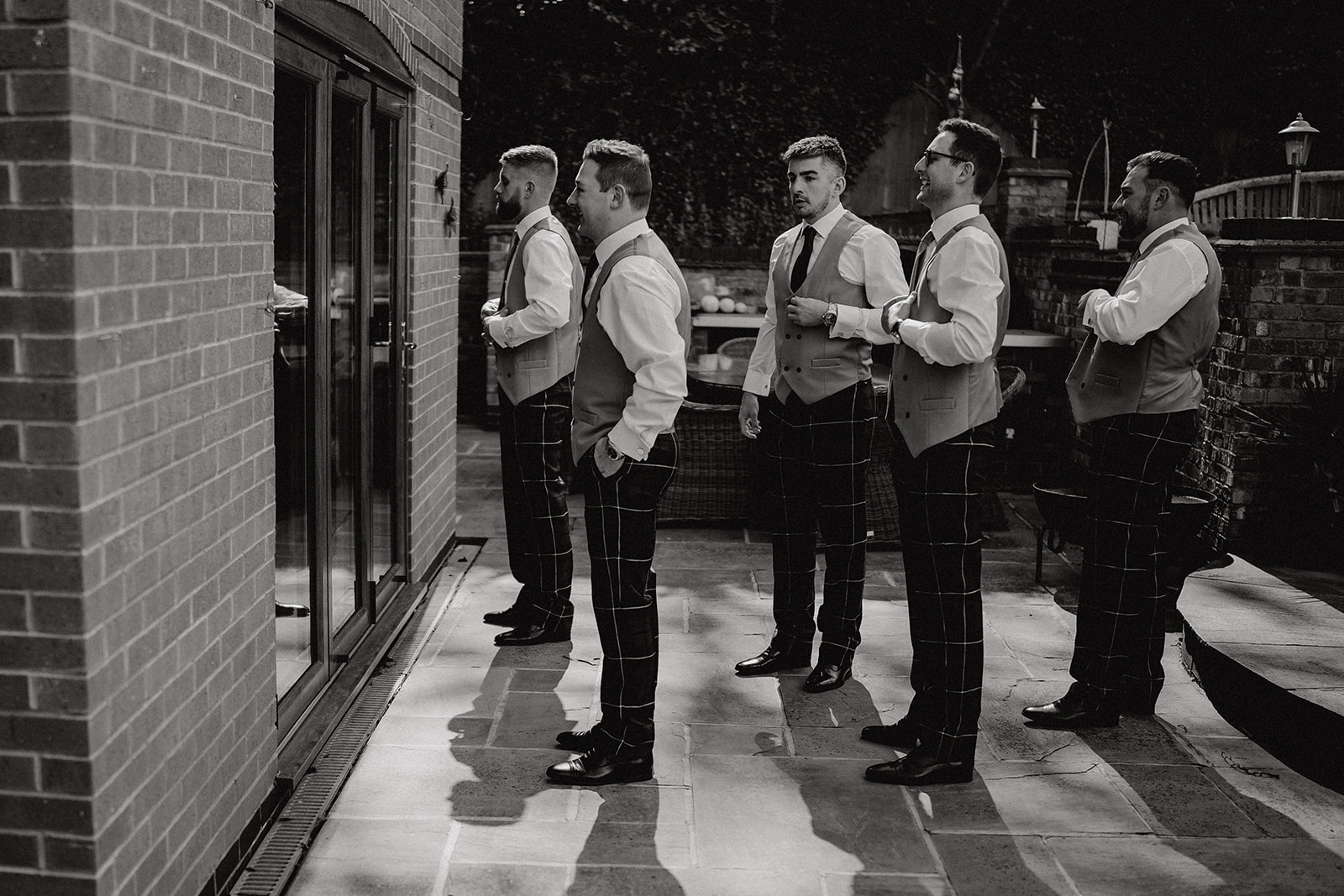 Groom and groomsmen get ready in the morning