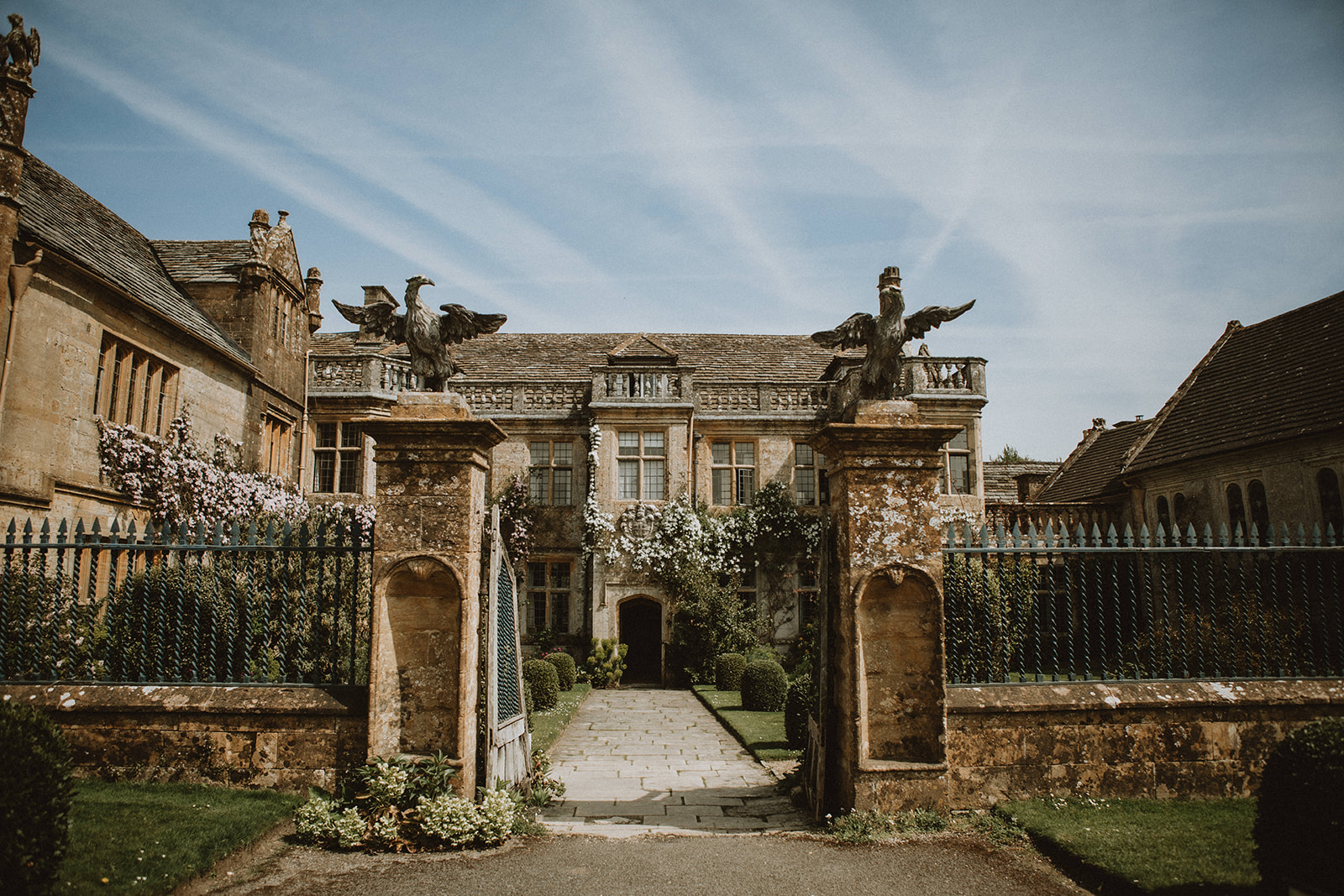 coach house wedding at Mapperton House
