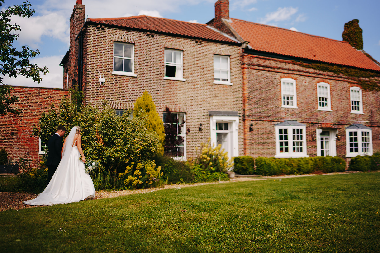 hornington manor bride and groom