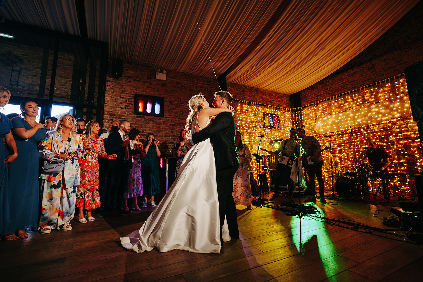 hornington manor wedding bride and groom first dance