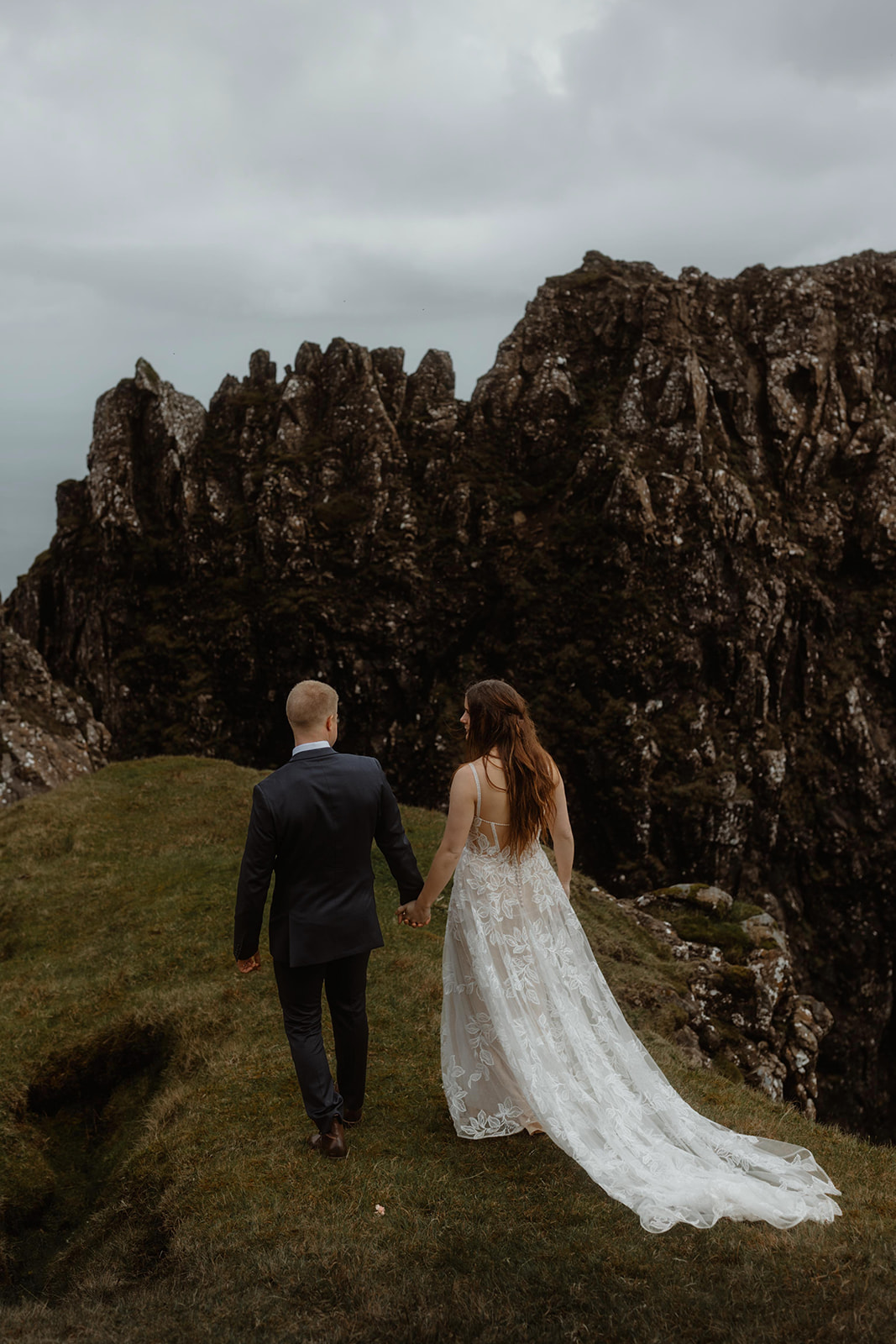 Emma and Matthew shared an intimate moment during their Isle of Skye elopement