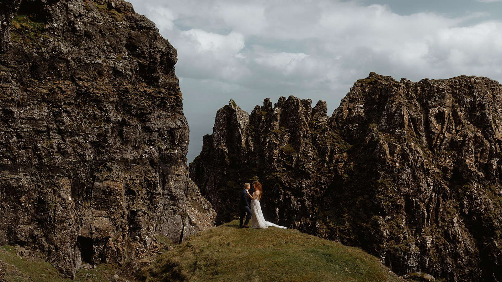 Emma and Matthew shared a beautiful moment during their Isle of Skye Elopement