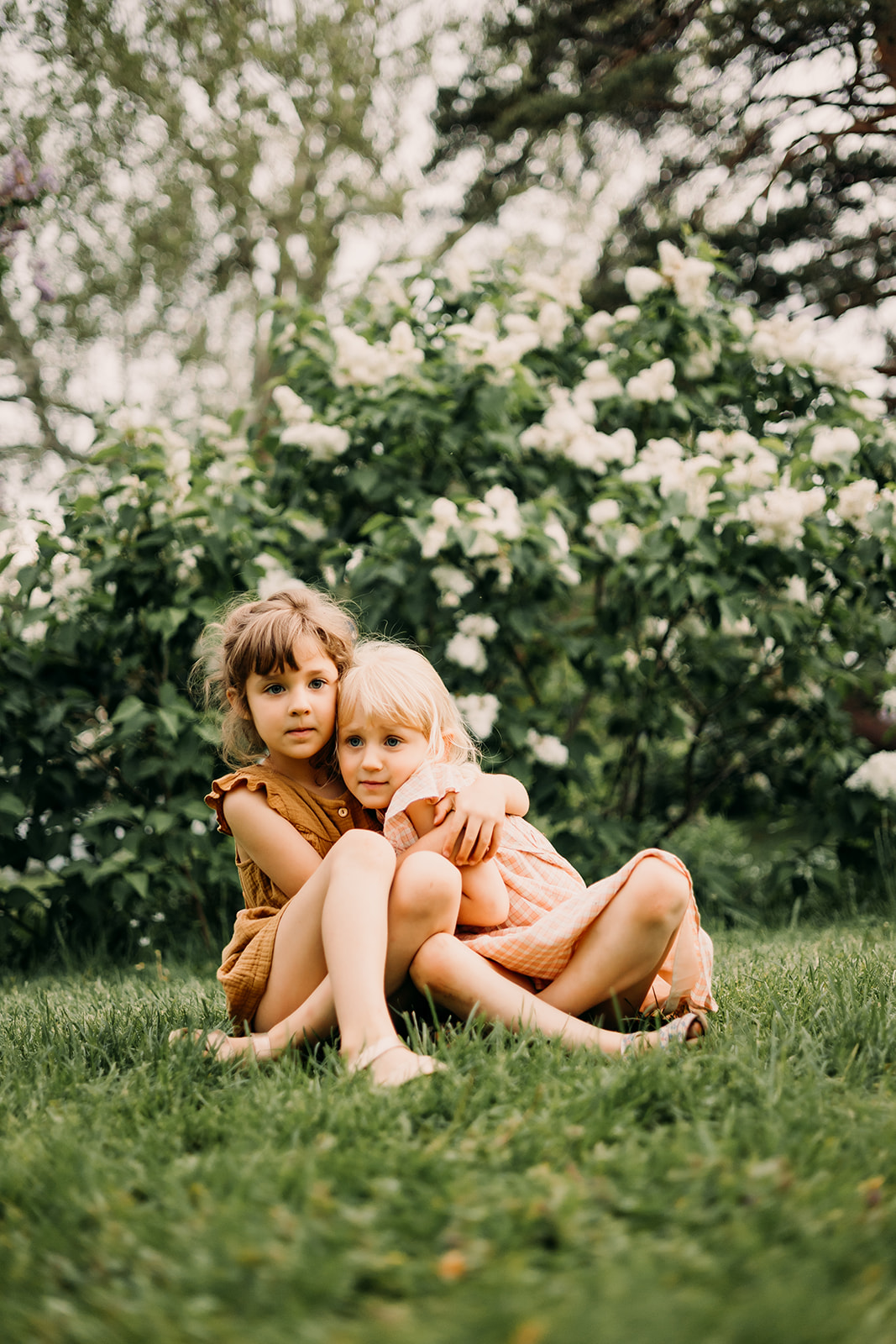 Ottawa's natural beauty enhances family photography session