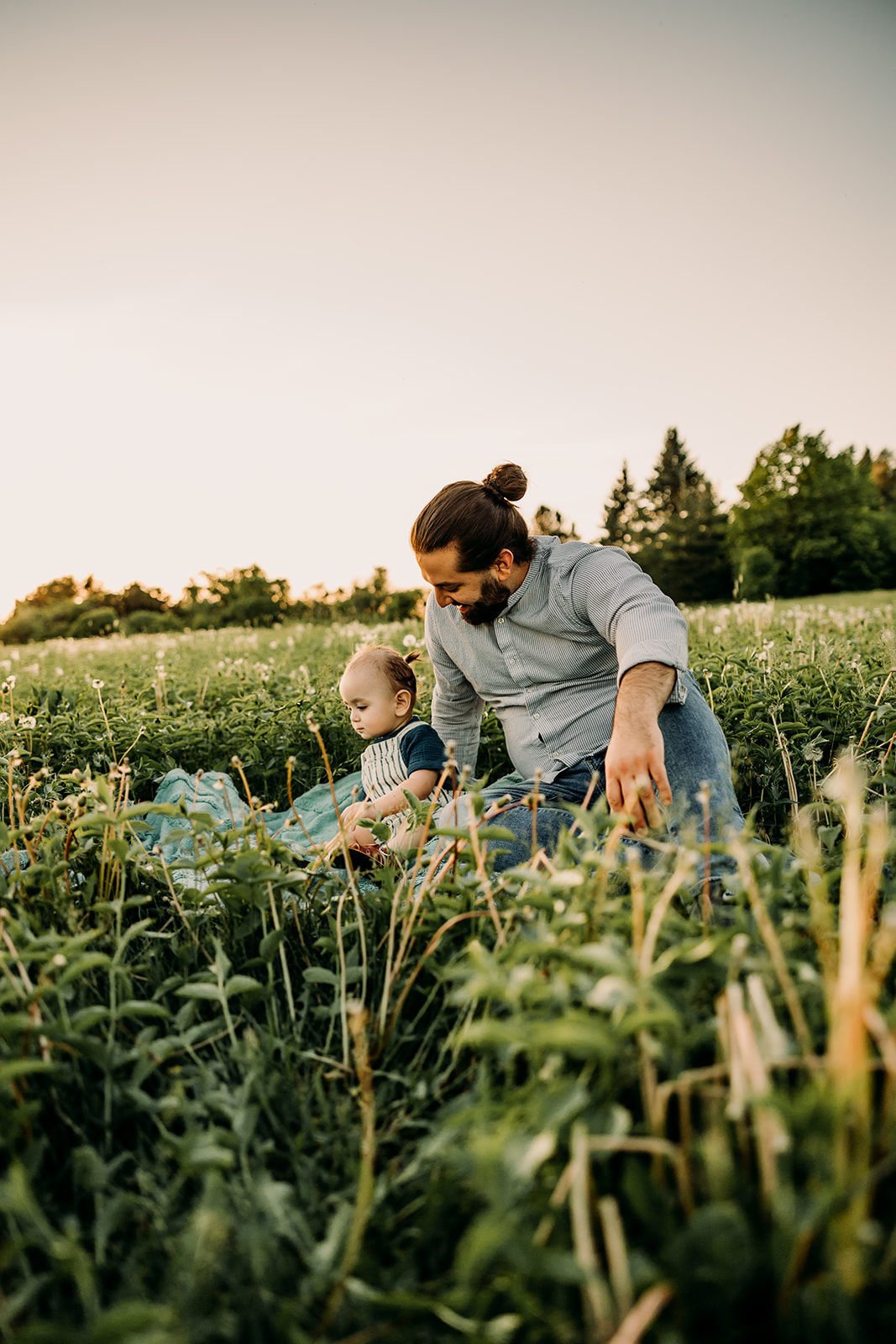 Natural beauty and family joy captured in Ottawa's fields
