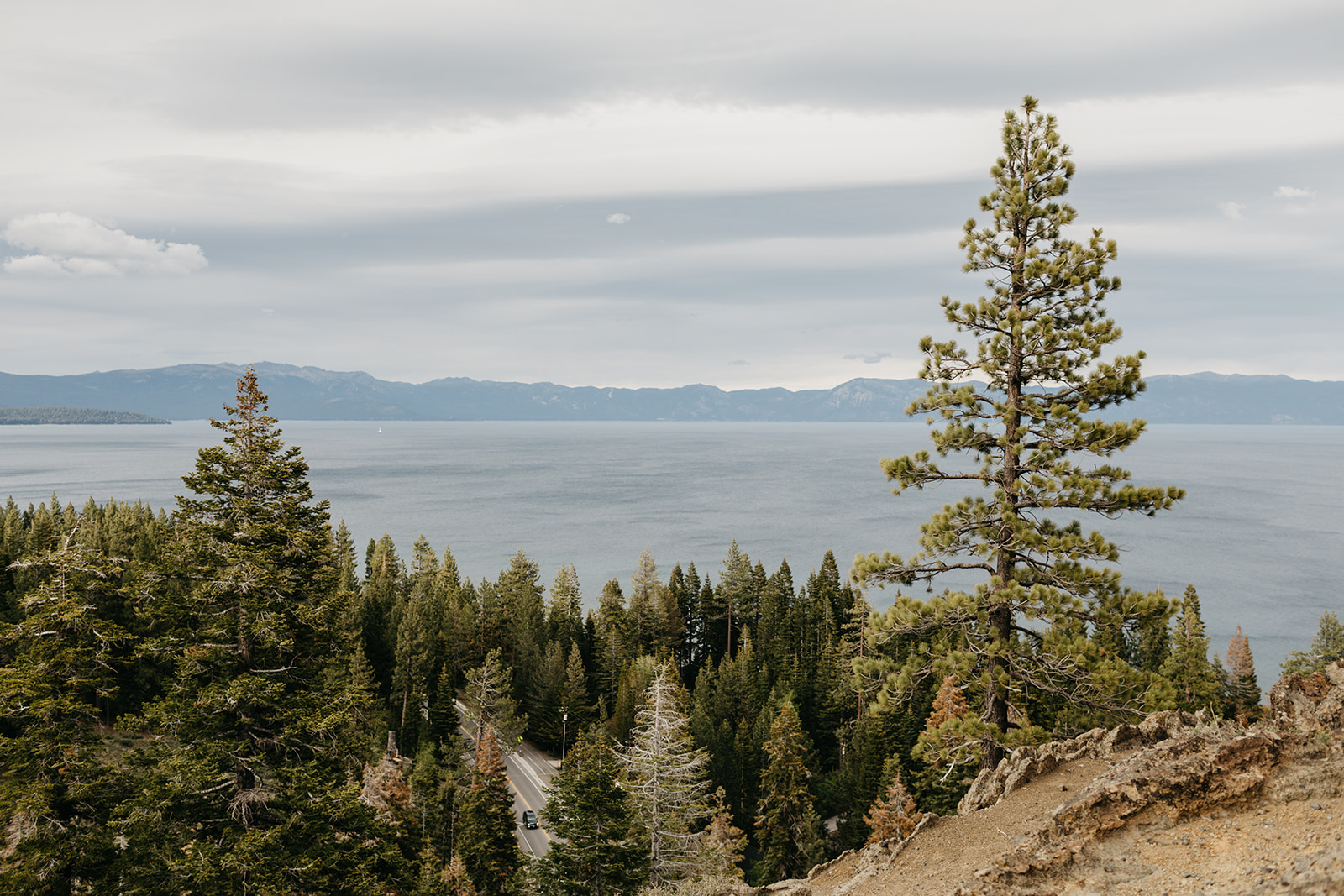 Moutain view of north lake tahoe