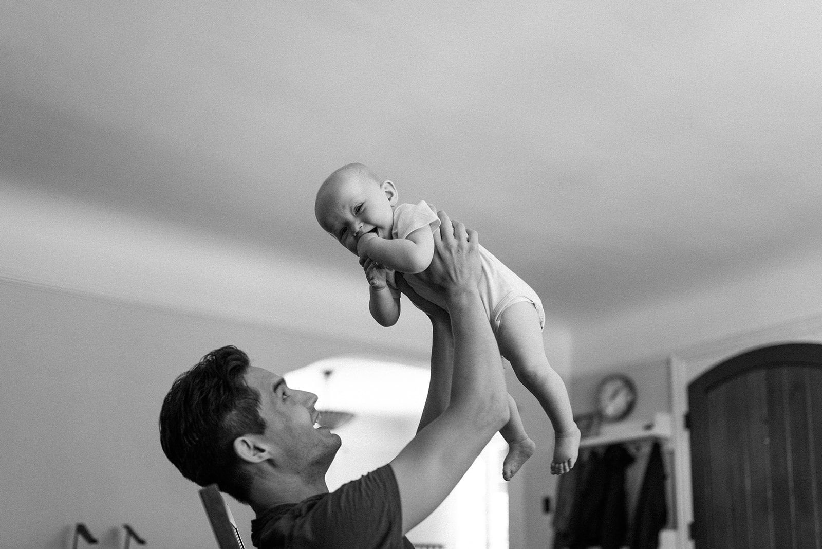 In-home documentary family photography by Utah photographer Alyssa Sorenson in Pasadena California