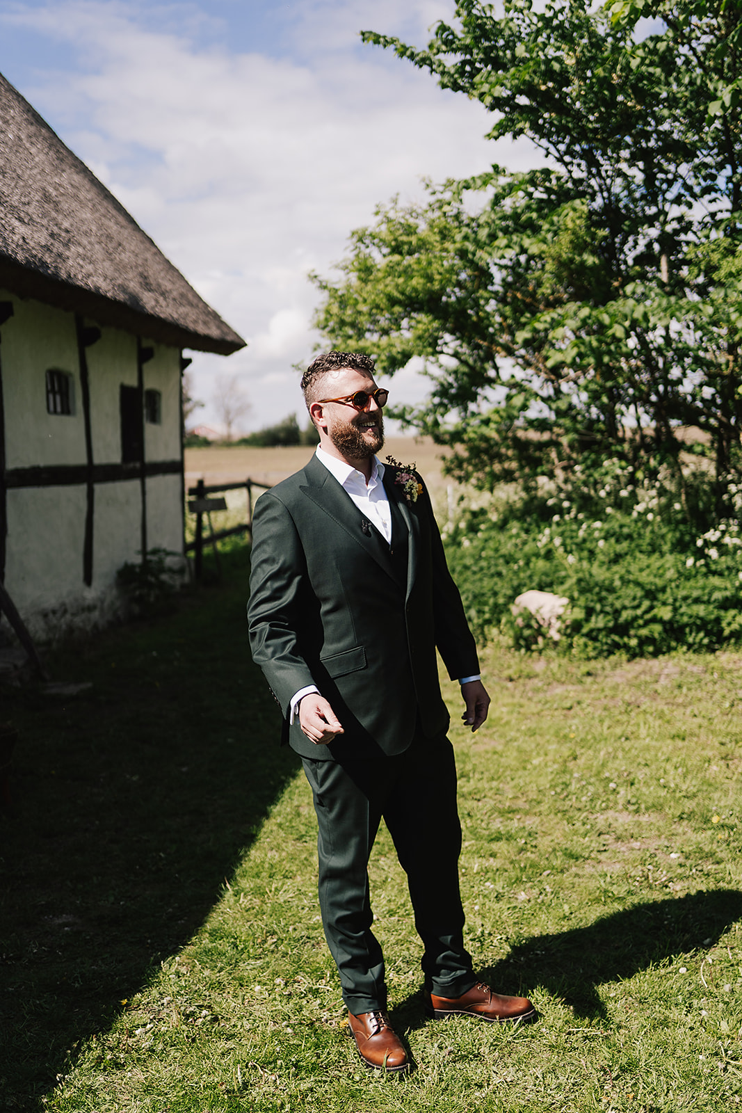 Groom ready to walk down aisle at Axatorpsgården Wedding 