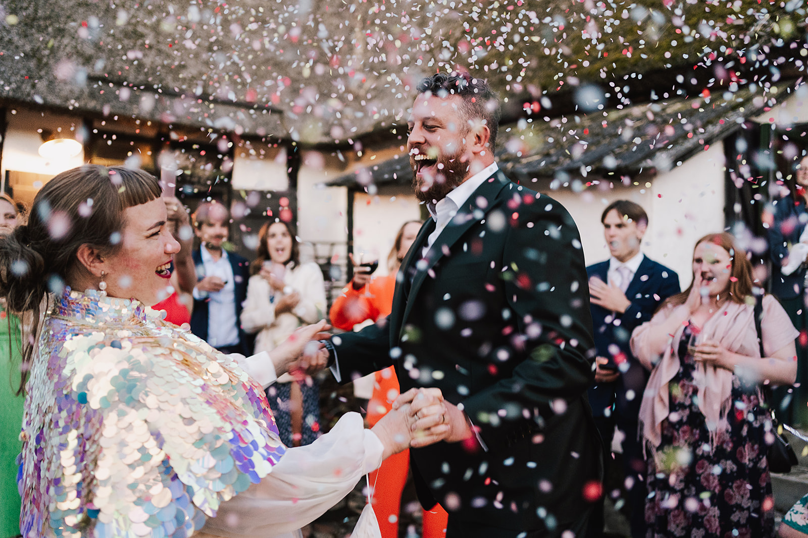 confetti canons during couples first dance