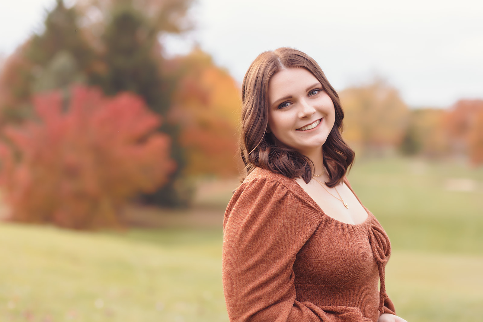 A fall senior session at the Shawnee Country Club in Lima Ohio