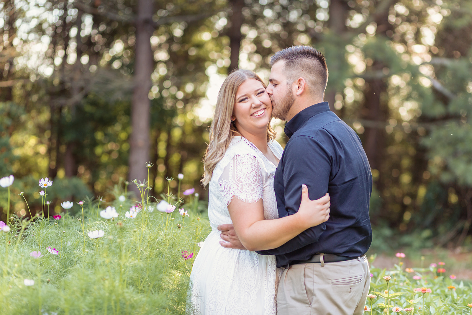 A late summer engagement session held at Arlington Acres in Tiffin, Ohio.