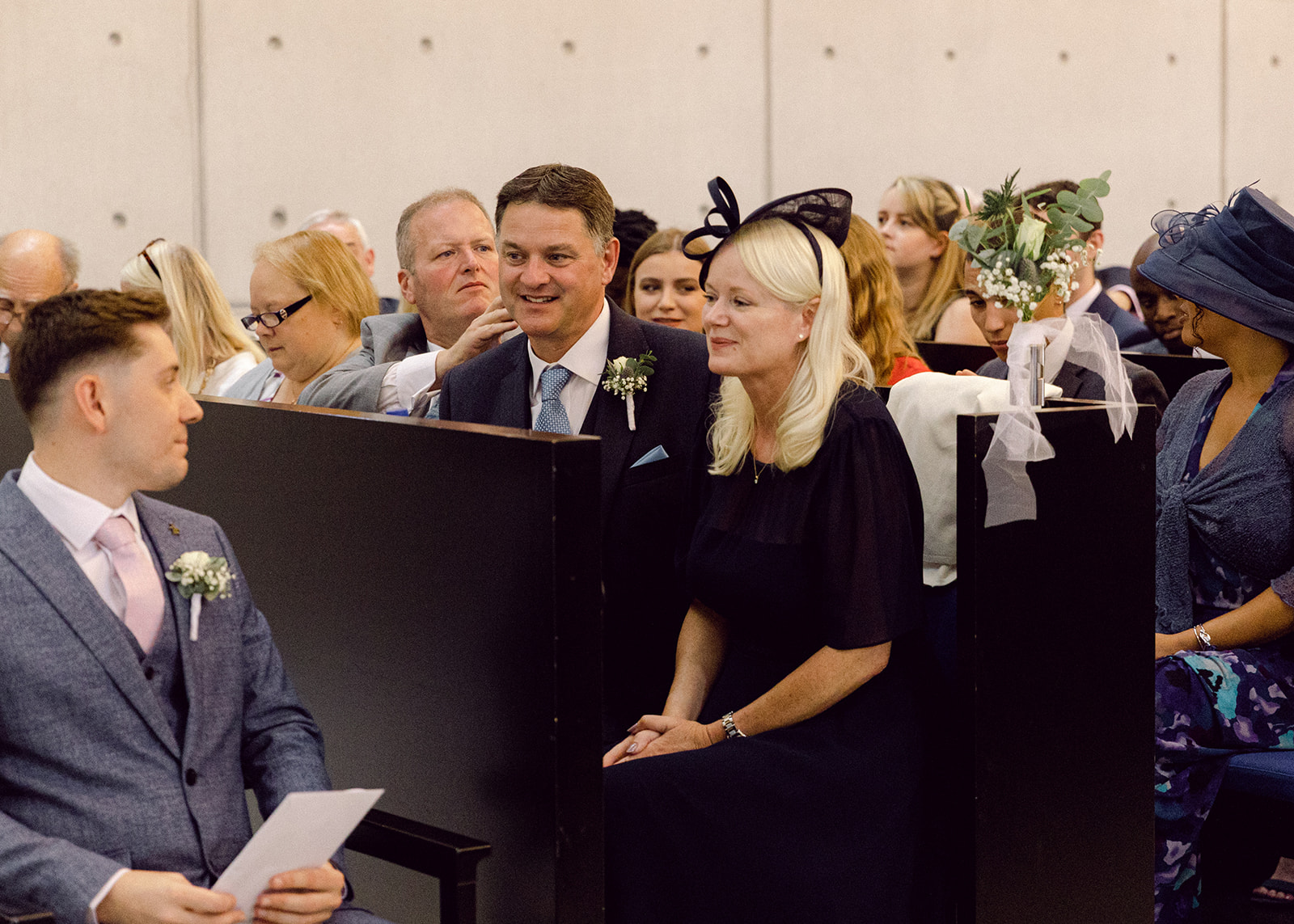dreamy wedding in aarhus, couple get married in Enghøj Sognegård church, randers, aarhus.