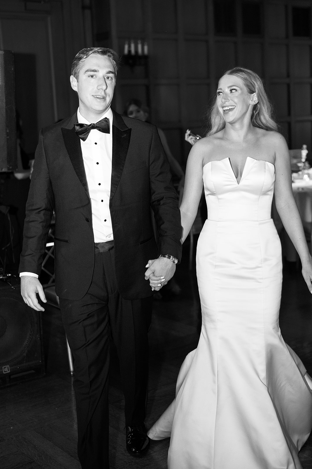 Timeless black and white ballroom wedding at The Cincinnati Club