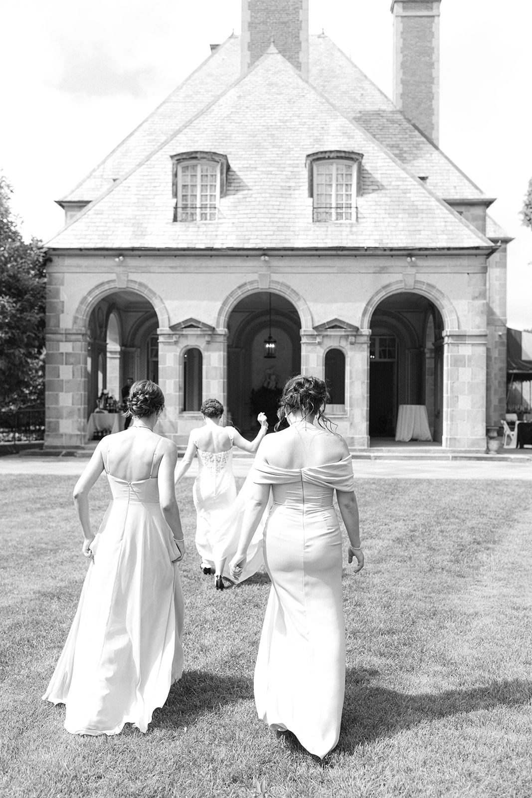 glen manor house wedding on the grounds