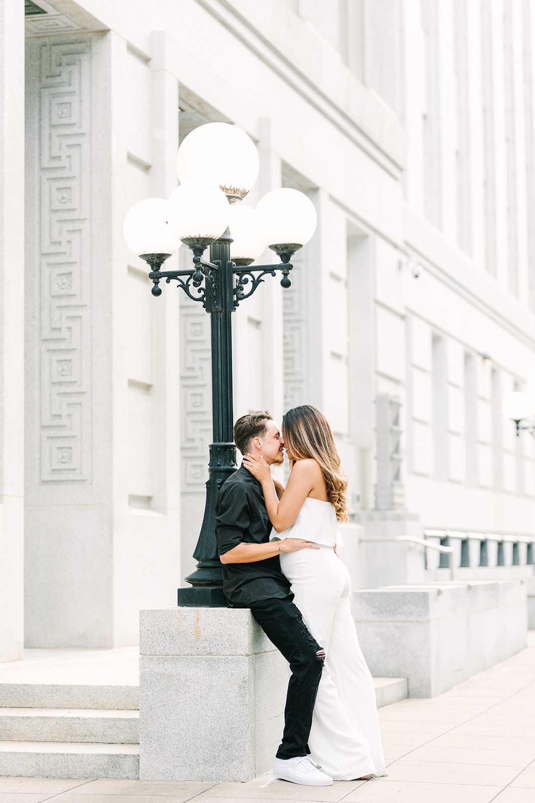 City engagement session in downtown Raleigh, North Carolina