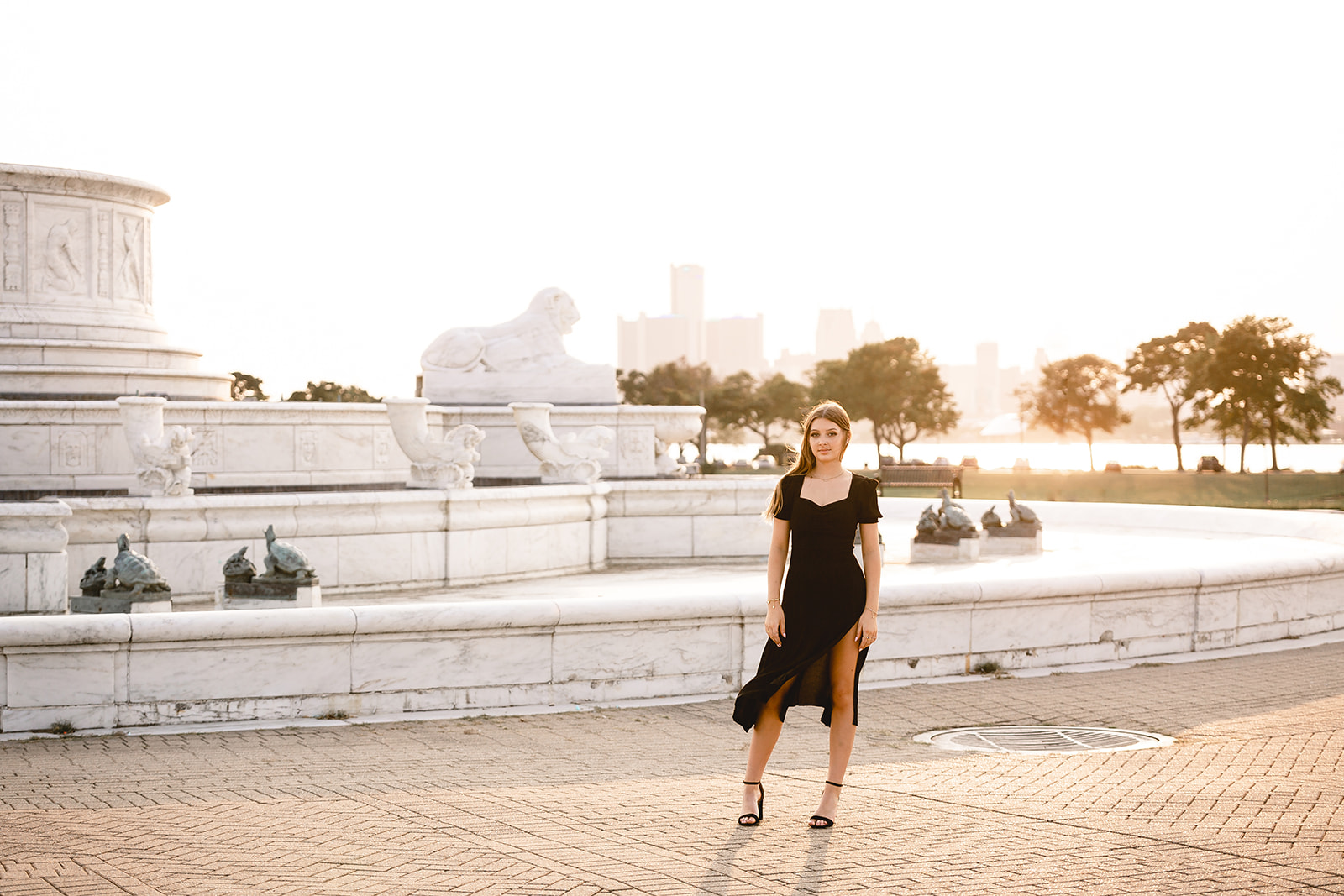 Natalie at the Belle Isle iconic fountain for her senior portrait session