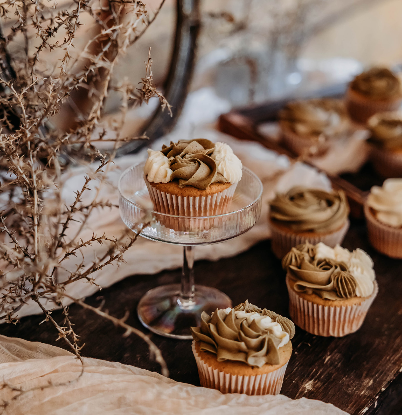 Cupcakes from tumbleweed elopement 