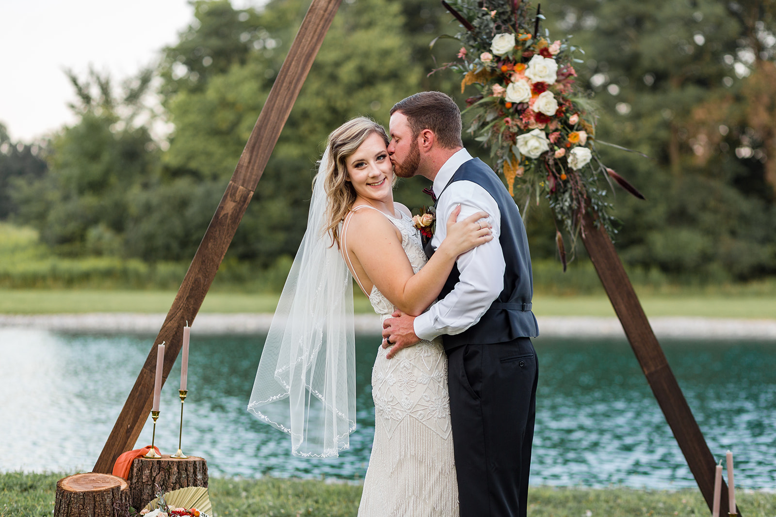 A gorgeous styled wedding shoot at whitetail acres venue in lima ohio