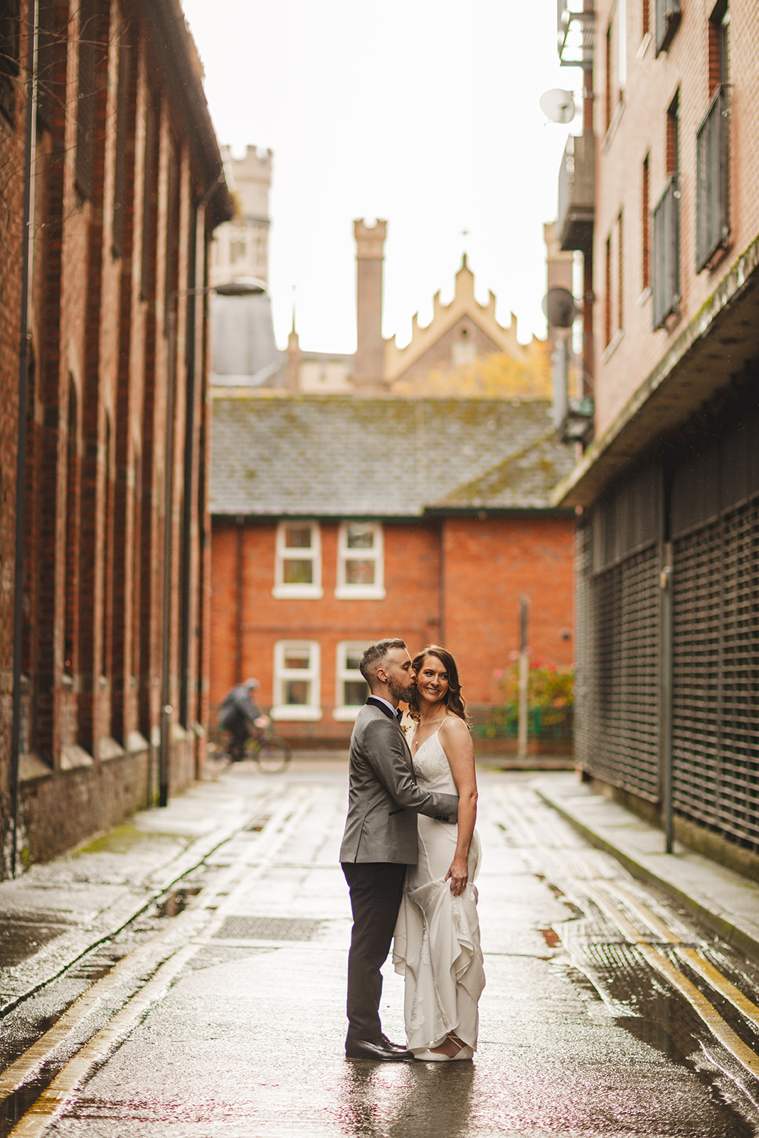 Wedding photography in the rainy cobbled streets of Belfast City