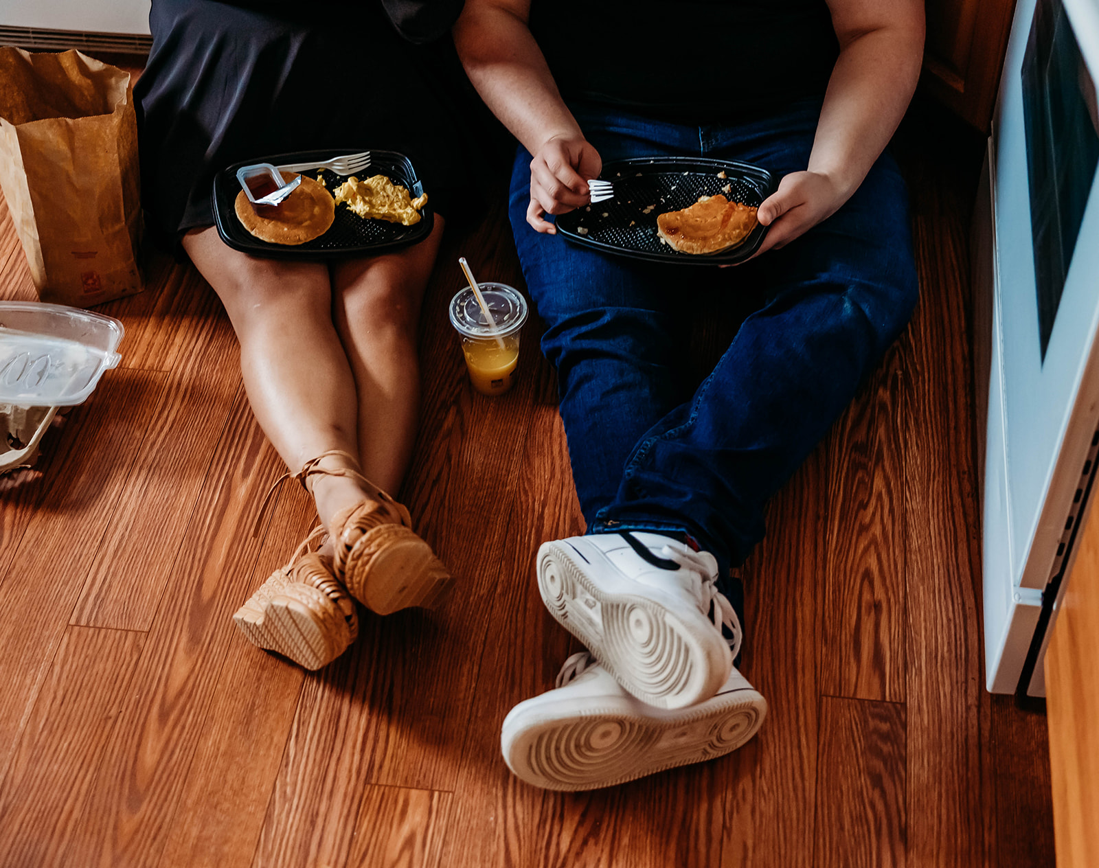 in-home couples session with Mcdonald's breakfast in Mount Vernon, Washington 