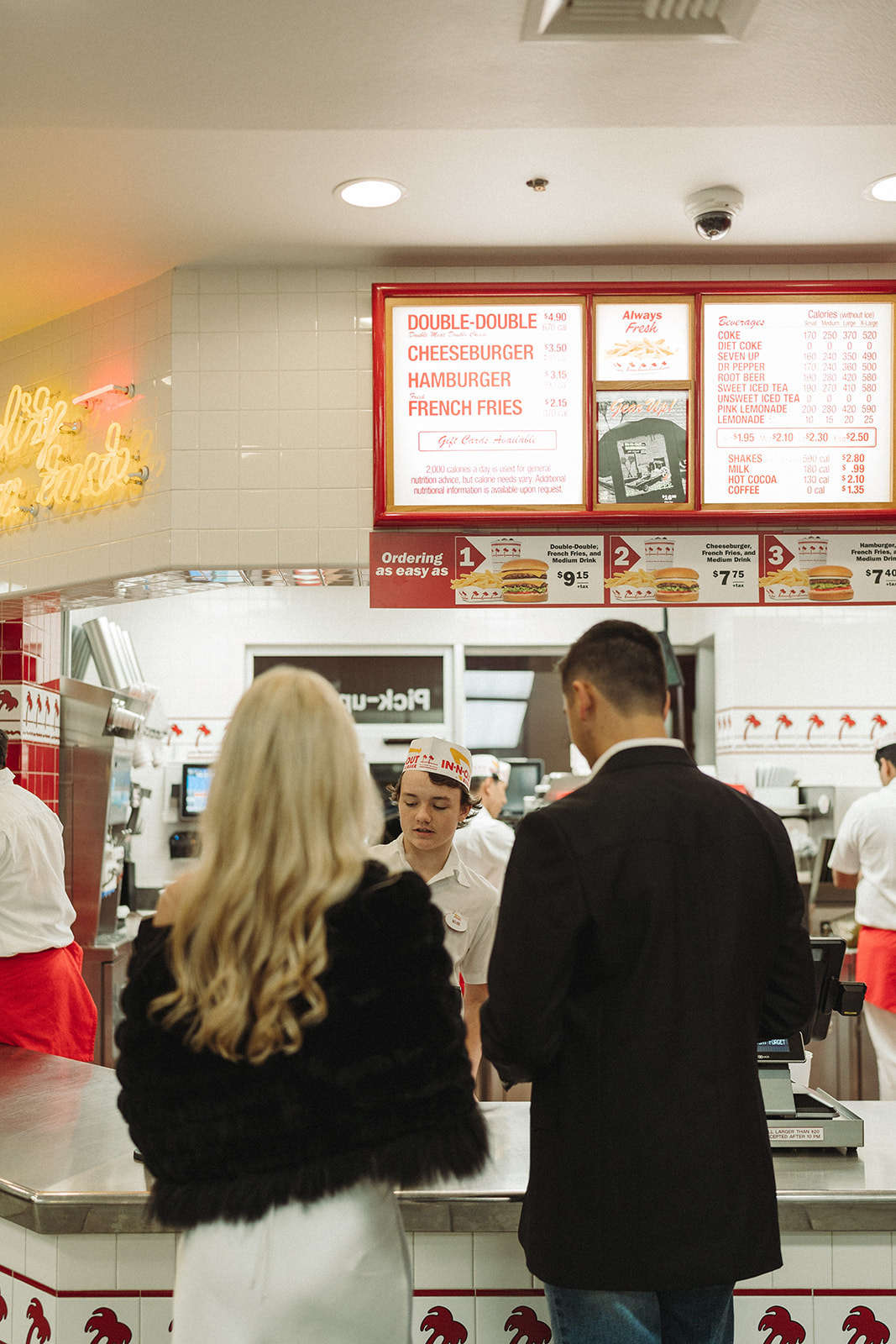engagement-grapevine-in-n-out