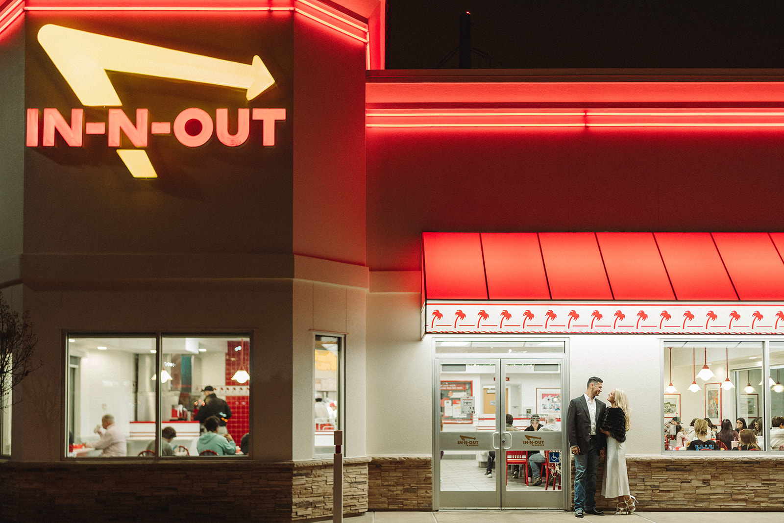 engagement-grapevine-in-n-out