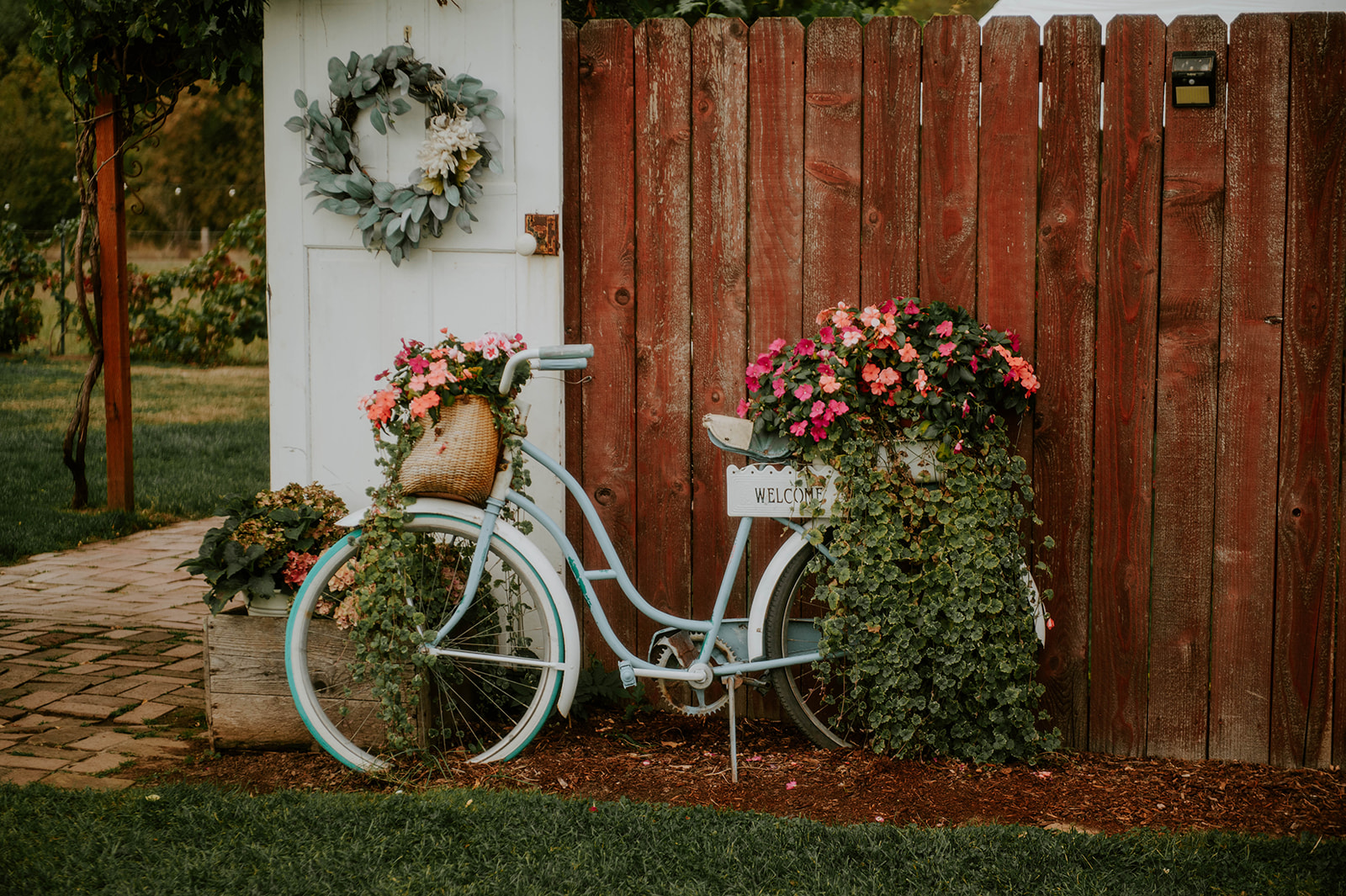 Flower pot bicycle at Vintage Gardens Rustic Events