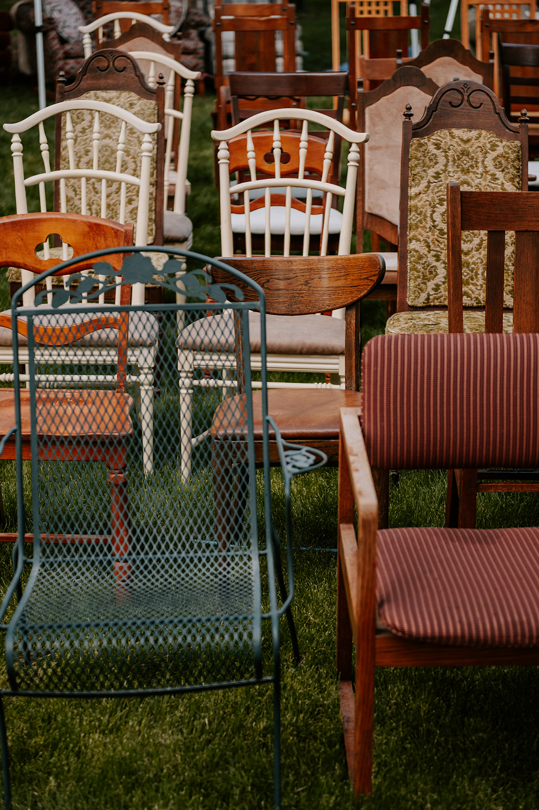 Mismatch vintage chairs for wedding