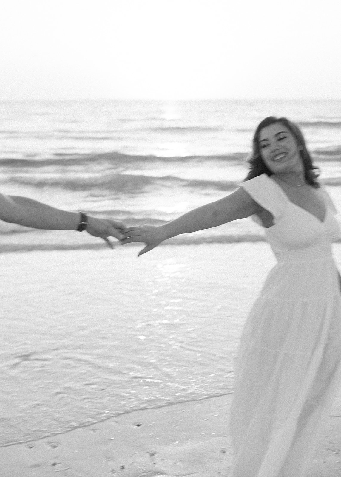 honeymoon island golden hour engagement pictures