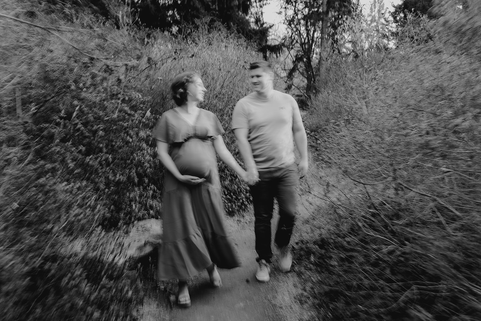 Maternity photo ideas in Asheville 