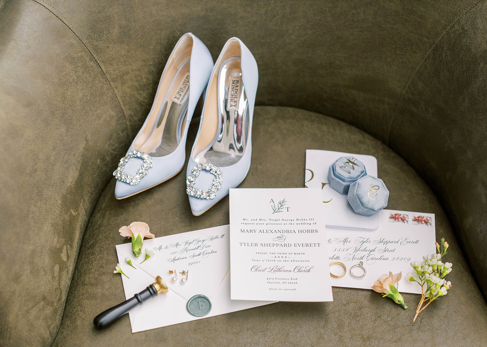 Bride + Groom wed in Charlotte at the Ruth Charlotte