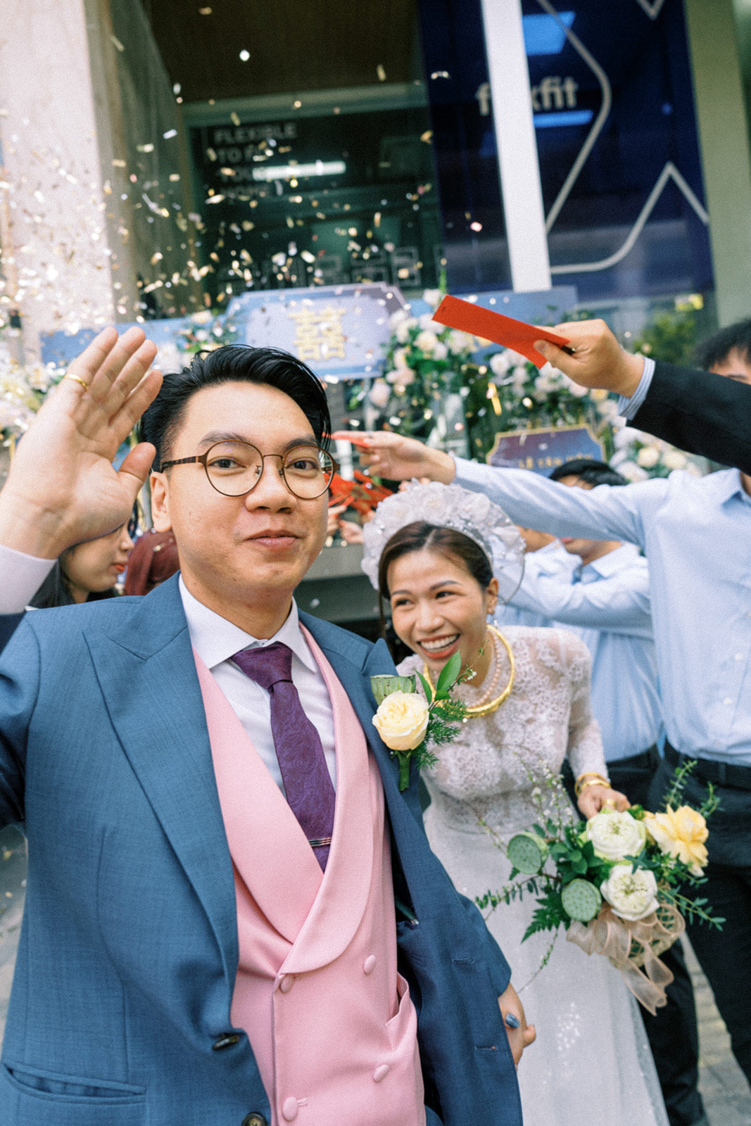 Fun moments in Vietnamese wedding Saigon