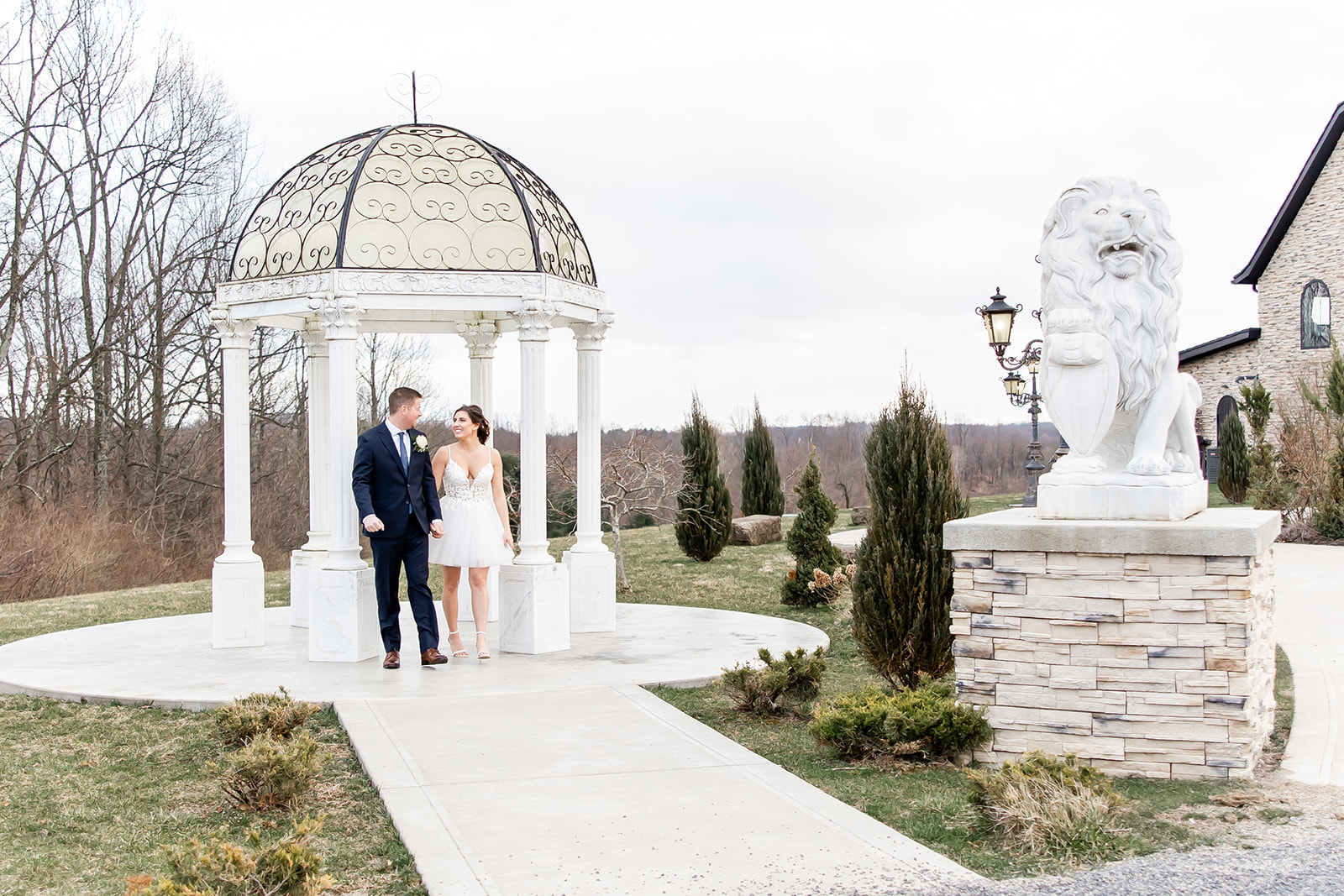 A snowy and cold outdoor wedding at Bella Amore Enchanted Acres