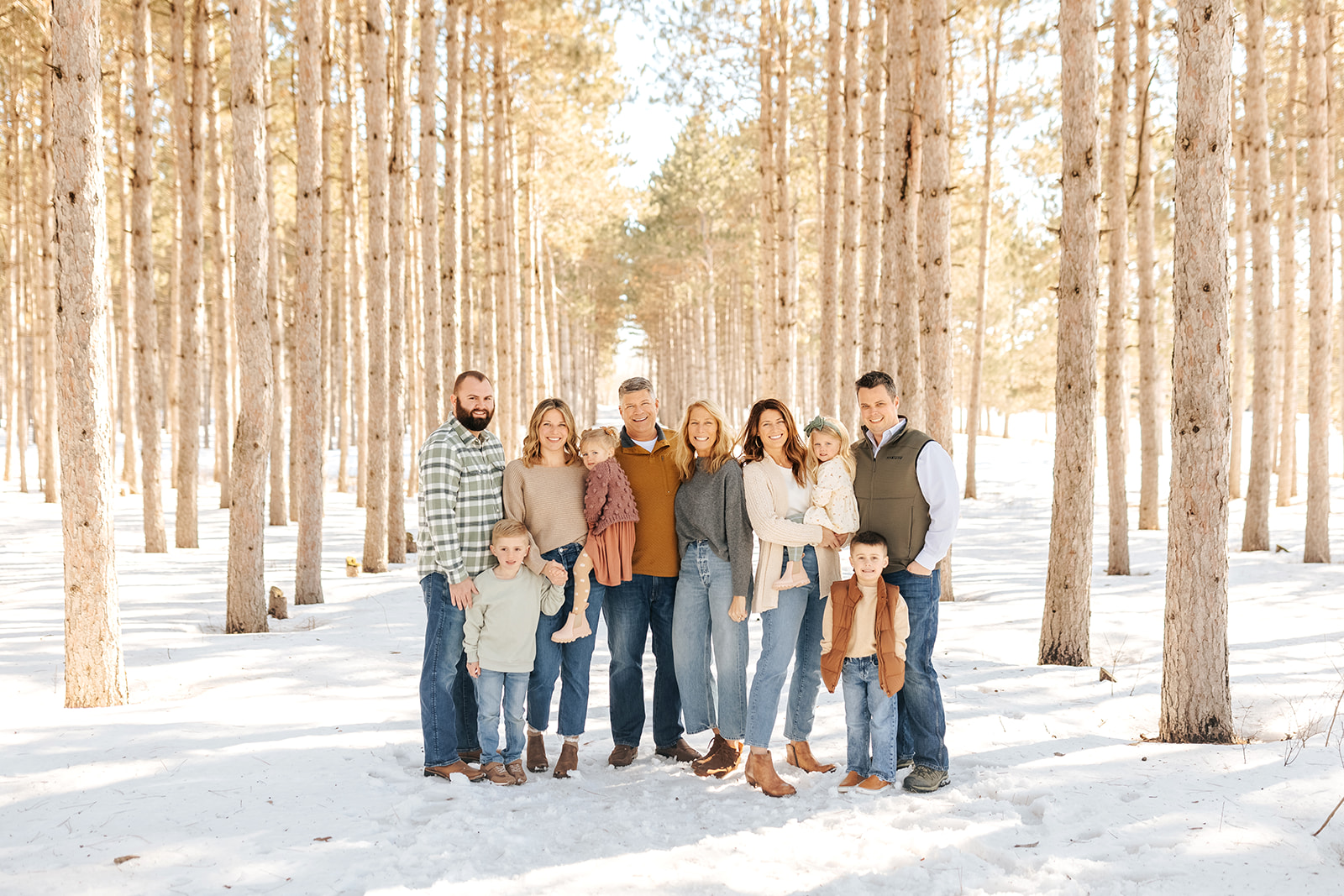 reasonable extended family photo session